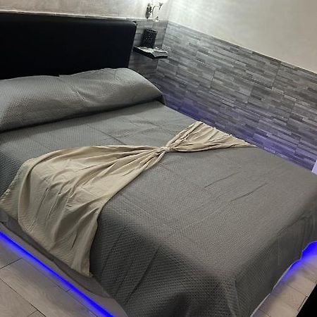 La Piccola Casetta Del Centro Palermo Eksteriør billede