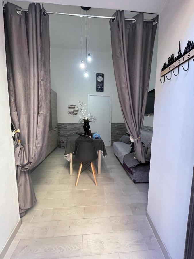 La Piccola Casetta Del Centro Palermo Eksteriør billede